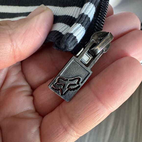 Y2K Fox Racing Embroidered Distressed Hoodie Black Size M - Picture 8 of 11